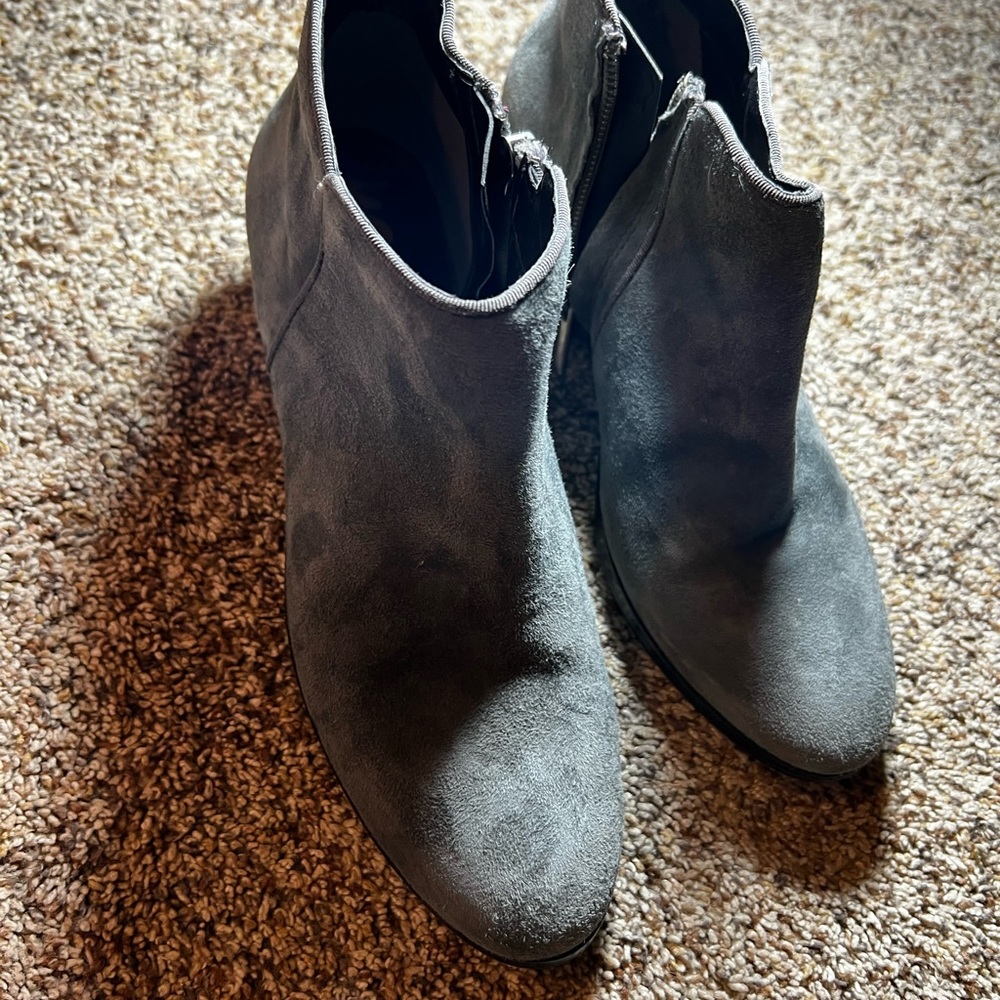 Sam Edelman Size 5 Petty Gray Suede Ankle Boots Booties Women's
